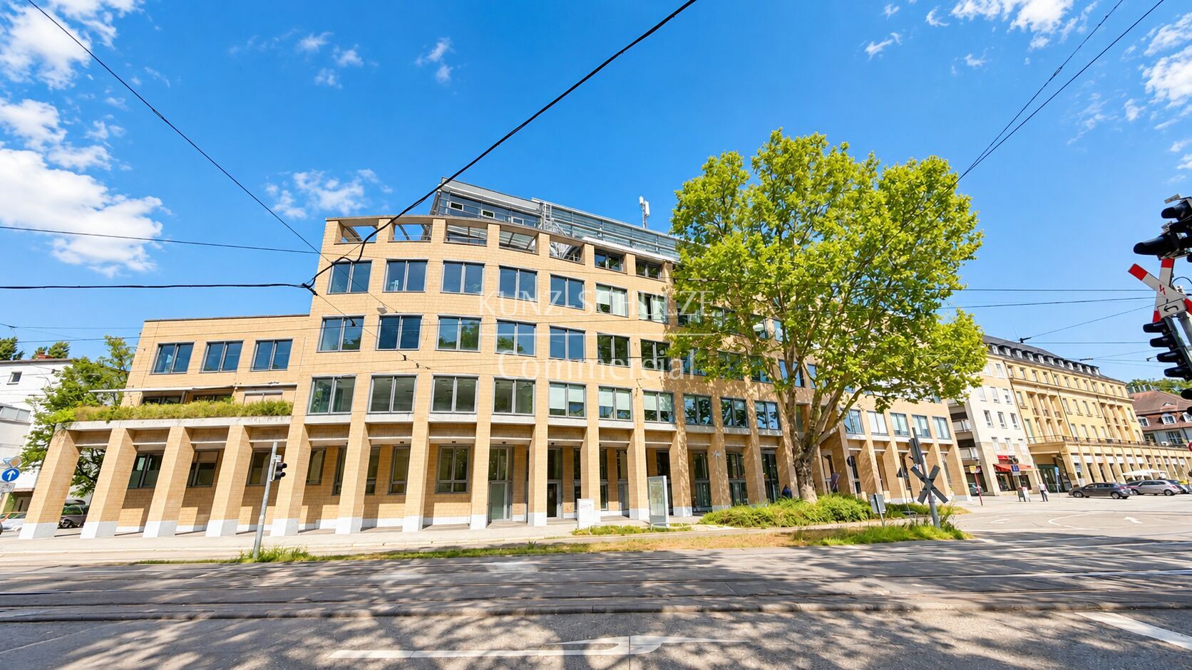 Büro00027