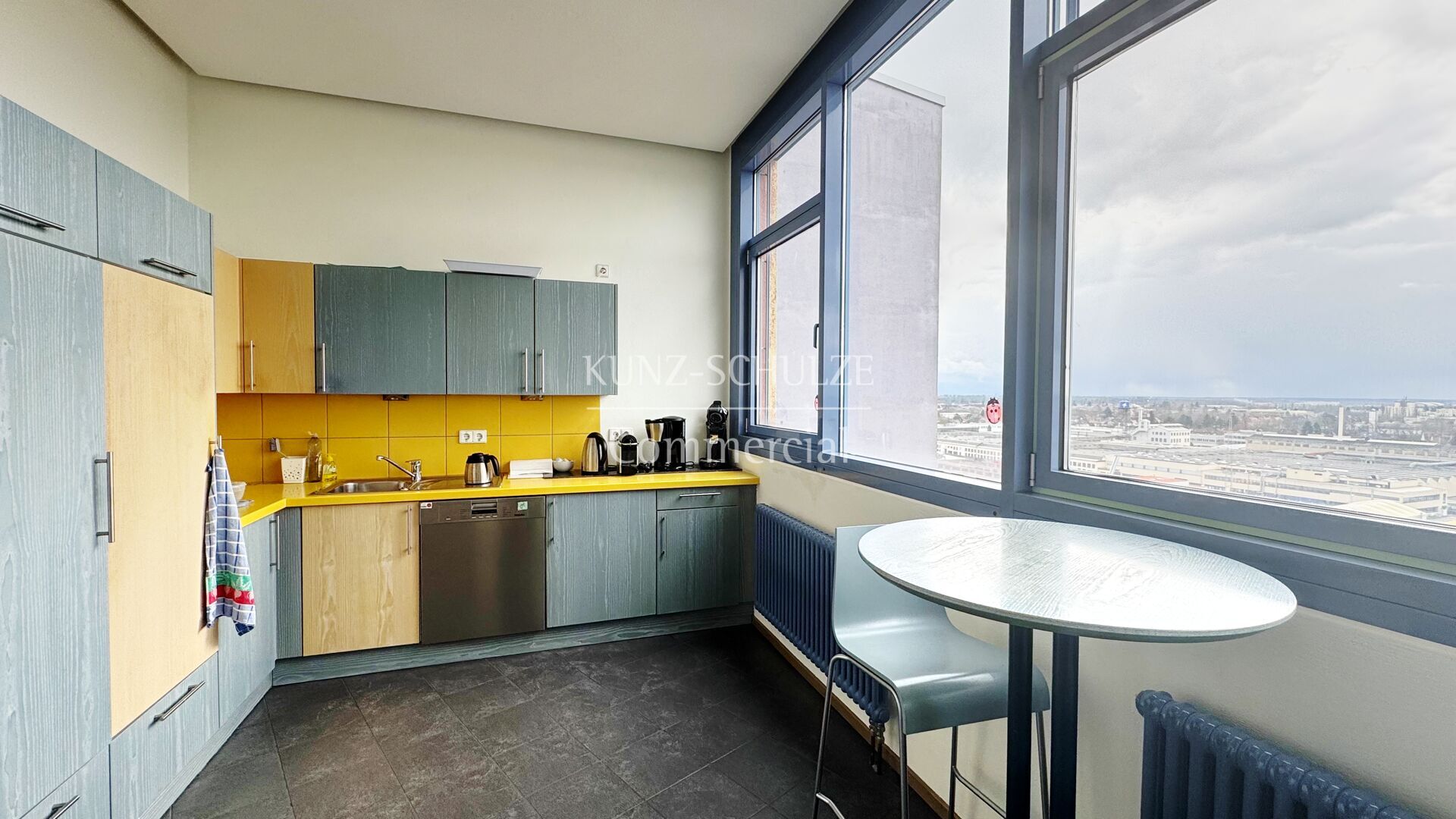Büro 9.OG00003