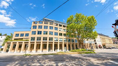 Großzügige Bürofläche im EG - Open Space, Einzelbüros & Besprechungsräume