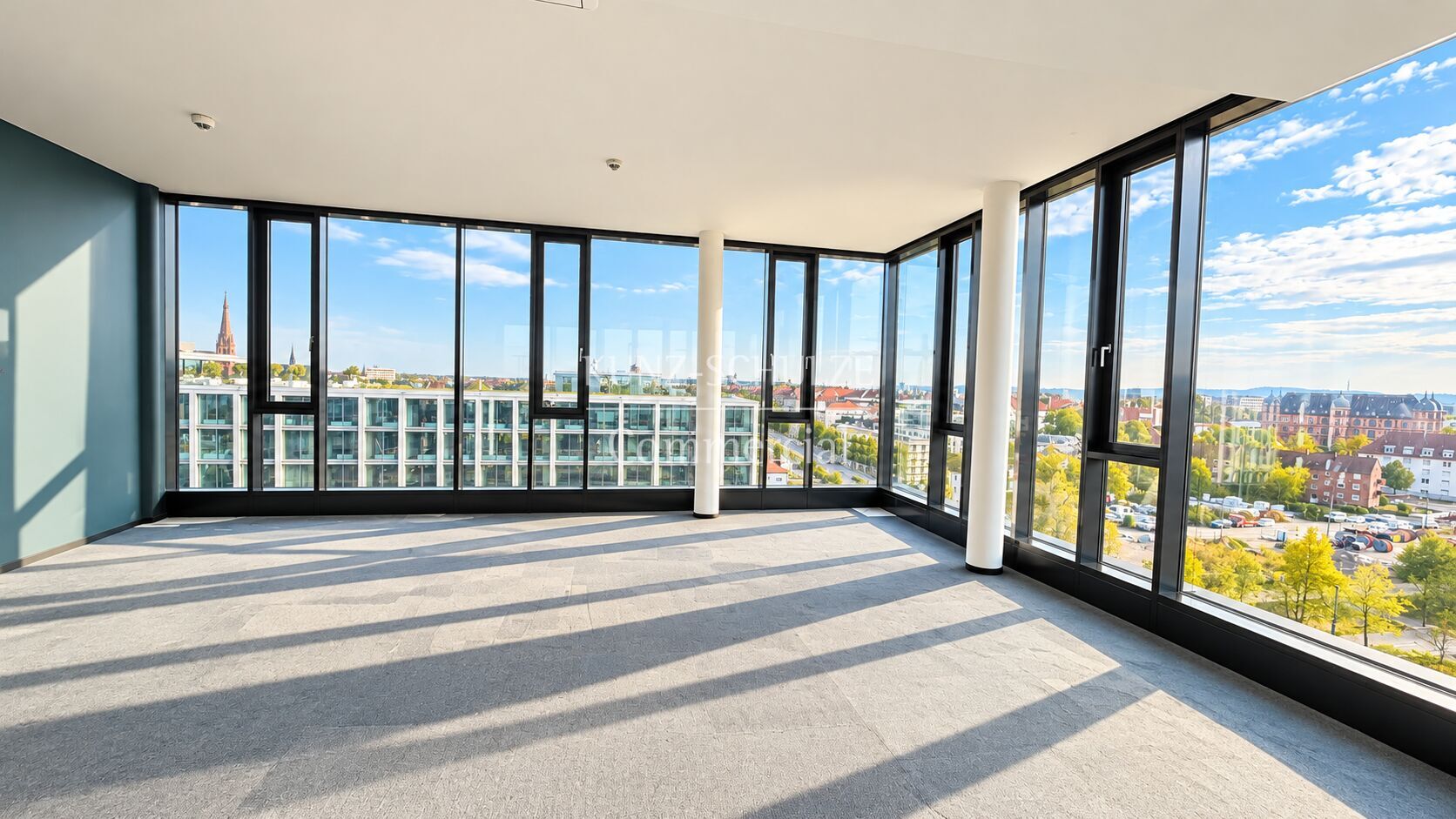 Büro00008