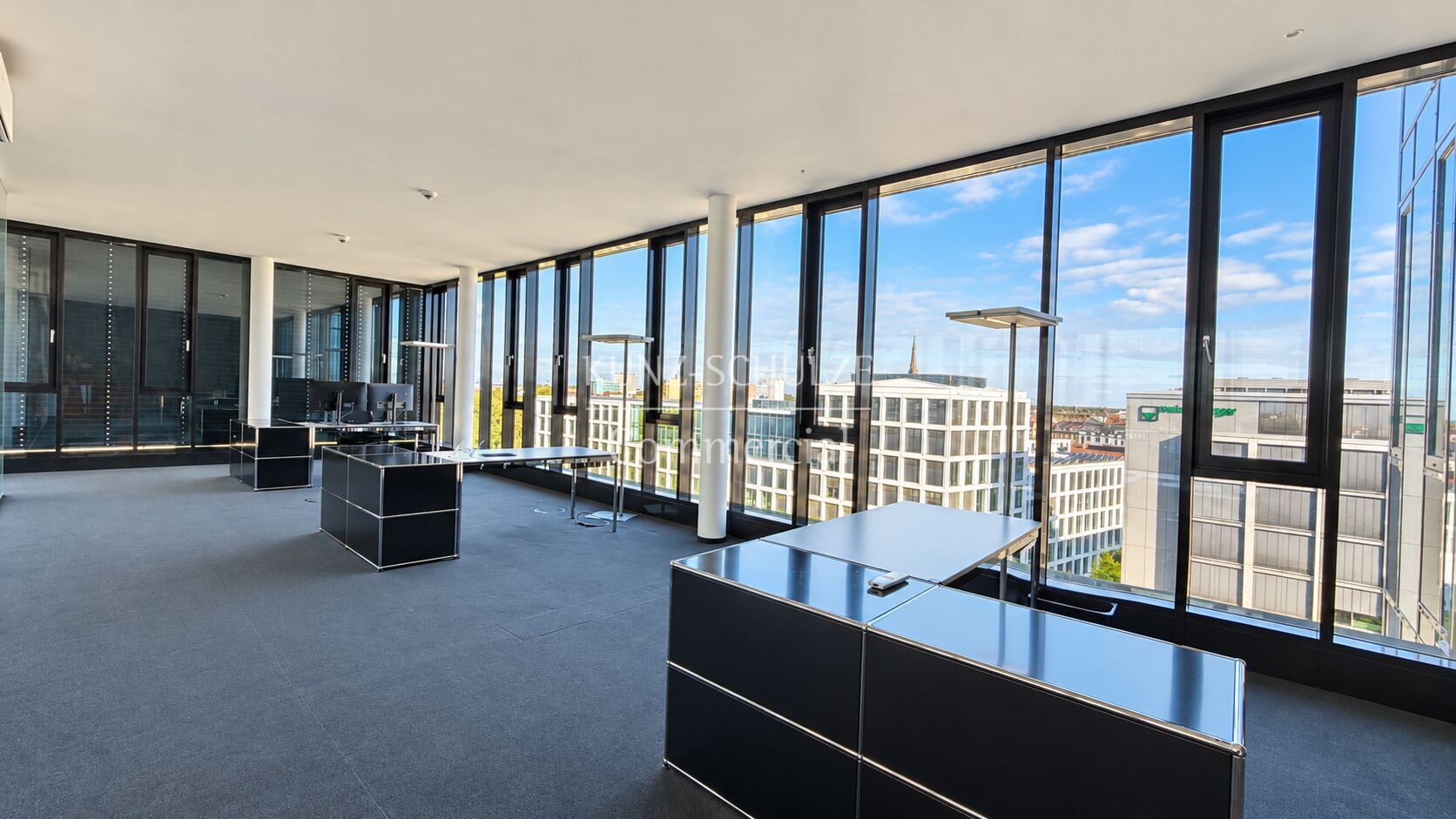 Büro00025