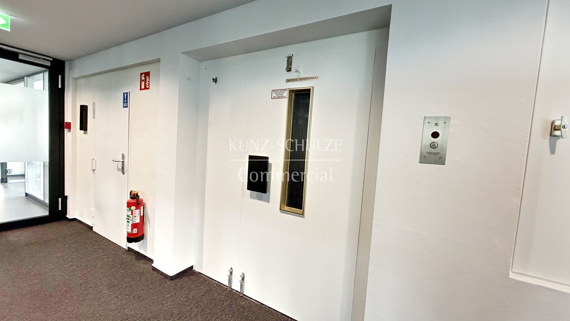 Büro 5.OG00003