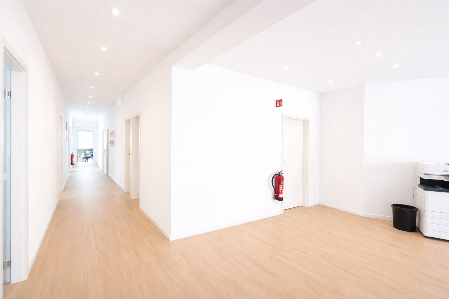 Büro00008