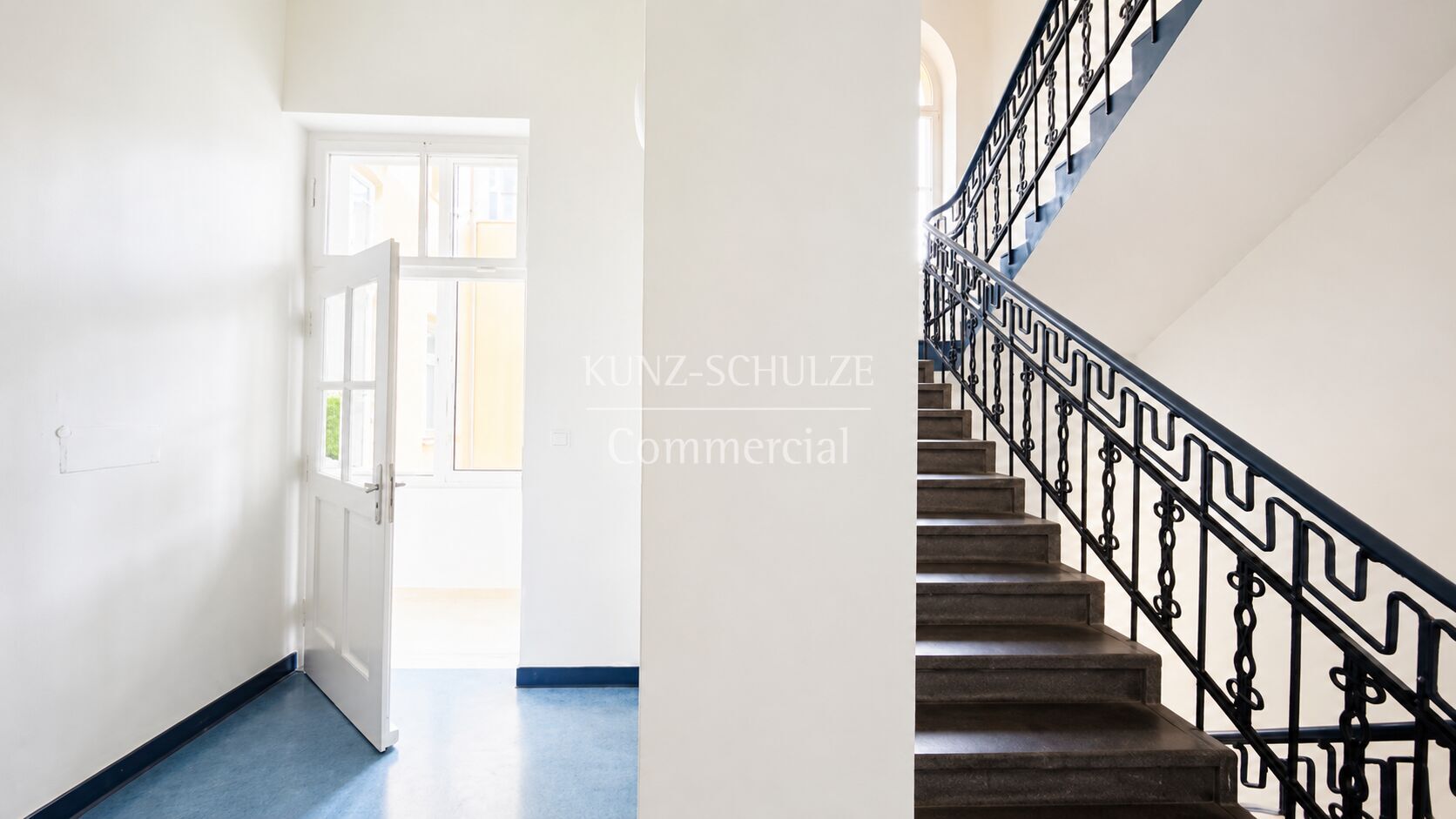 Büro00002