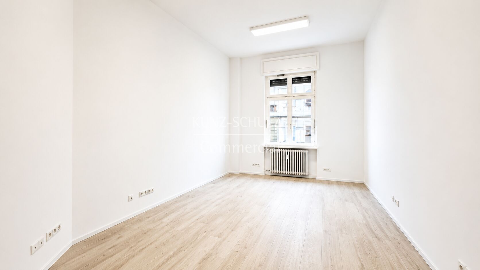 Büro00006