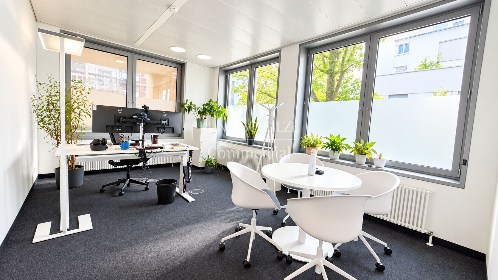 Büro00005