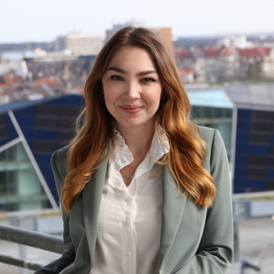 Karina Ilaew -Vertrieb Büroflächen